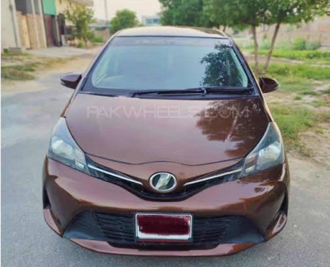 Toyota Vitz available for rent in Lahore